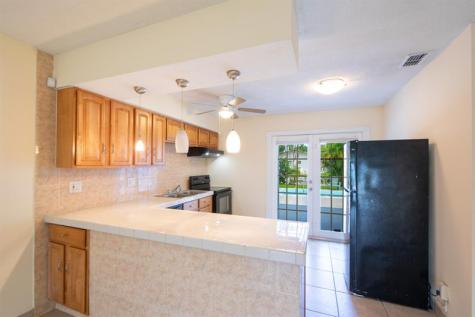 4500 NE 15th Avenue Oakland Park FL 33334