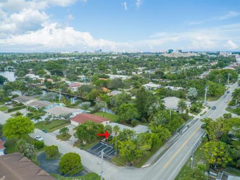 4500 NE 15th Avenue Oakland Park FL 33334
