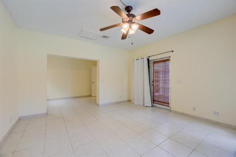 4500 NE 15th Avenue Oakland Park FL 33334