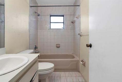 2826-2828 SW 32nd Court Miami FL 33133