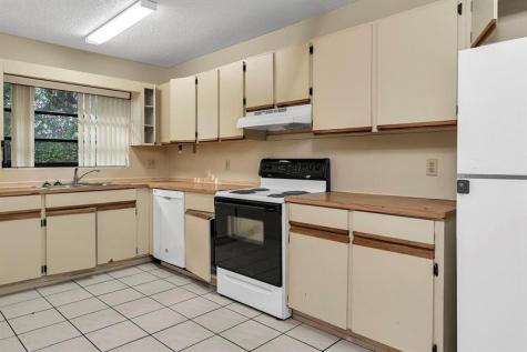 2826-2828 SW 32nd Court Miami FL 33133