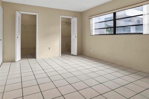 2826-2828 SW 32nd Court Miami FL 33133