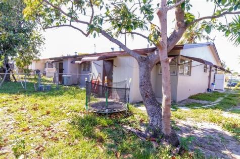 540 NE 58th Street Oakland Park FL 33334