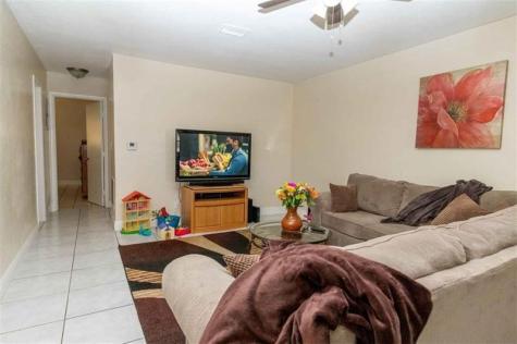 540 NE 58th Street Oakland Park FL 33334