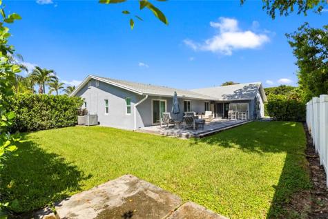 1402 NE 34th Street Oakland Park FL 33334