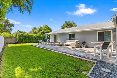 1402 NE 34th Street Oakland Park FL 33334