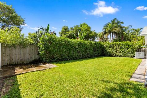 1402 NE 34th Street Oakland Park FL 33334