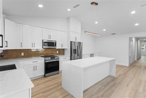 1402 NE 34th Street Oakland Park FL 33334