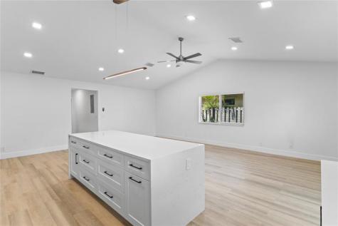 1402 NE 34th Street Oakland Park FL 33334
