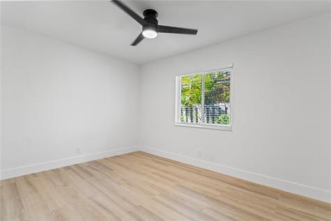 1402 NE 34th Street Oakland Park FL 33334