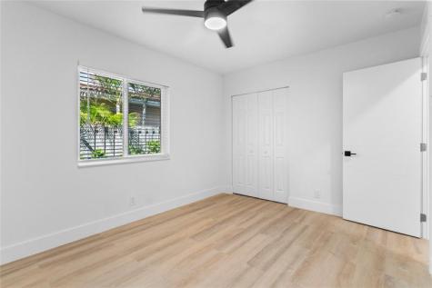 1402 NE 34th Street Oakland Park FL 33334