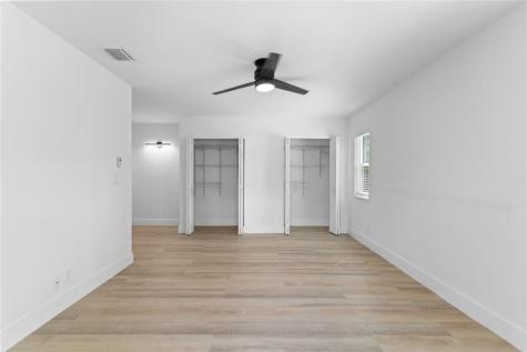 1402 NE 34th Street Oakland Park FL 33334