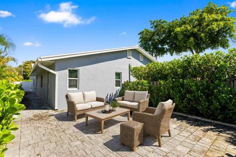 1402 NE 34th Street Oakland Park FL 33334