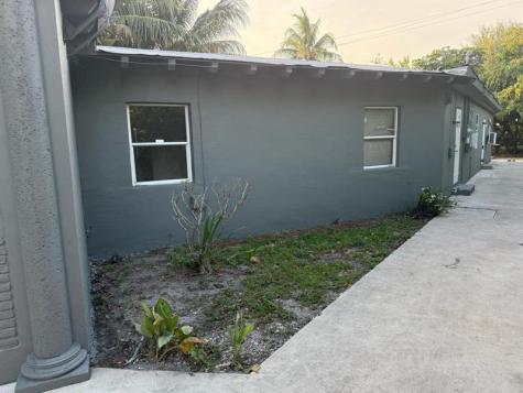 2739 Lincoln Street Hollywood FL 33020
