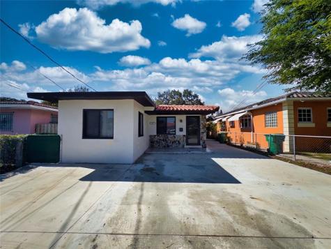 2620 SW 32nd Avenue Miami FL 33133