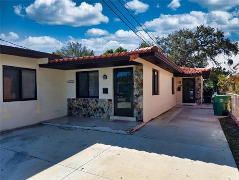 2620 SW 32nd Avenue Miami FL 33133