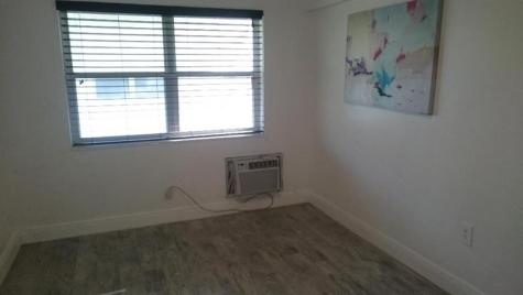 1933 Dewey Street Hollywood FL 33020