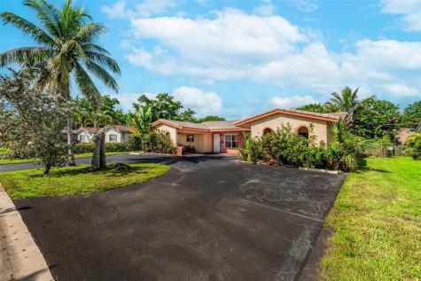 3660 NW 80th Avenue Coral Springs FL 33065