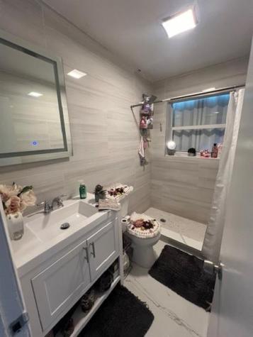 106 NW 12th Avenue Dania Beach FL 33004