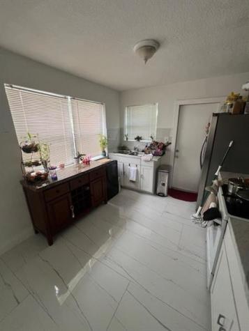 106 NW 12th Avenue Dania Beach FL 33004