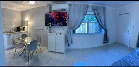 106 NW 12th Avenue Dania Beach FL 33004