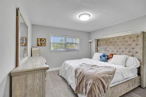 4017 Woodside Drive 1-2 Coral Springs FL 33065
