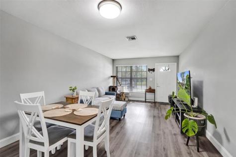 4017 Woodside Drive 1-2 Coral Springs FL 33065