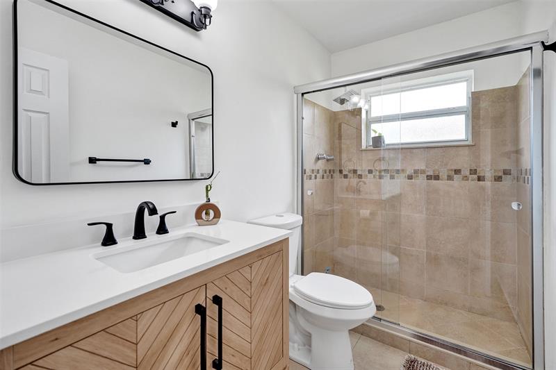 4017 Woodside Drive 1-2 Coral Springs FL 33065