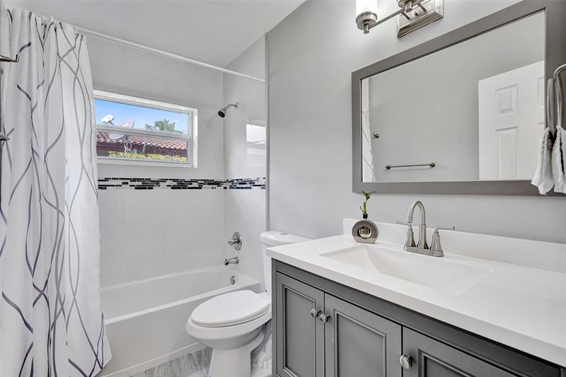 4017 Woodside Drive 1-2 Coral Springs FL 33065