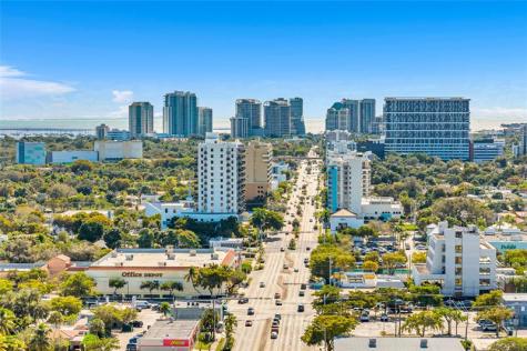2612 SW 19th Terrace Miami FL 33145