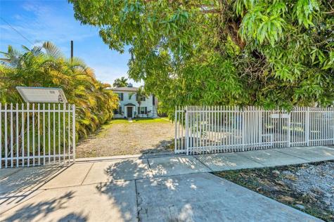 2612 SW 19th Terrace Miami FL 33145