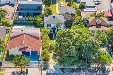 2612 SW 19th Terrace Miami FL 33145