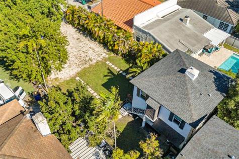 2612 SW 19th Terrace Miami FL 33145