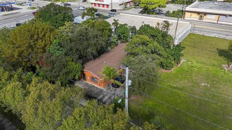 35 NE 53rd Street Miami FL 33137