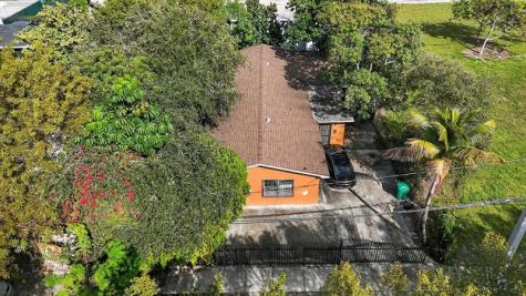 35 NE 53rd Street Miami FL 33137