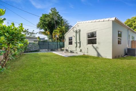 1928 Adams Street Hollywood FL 33020