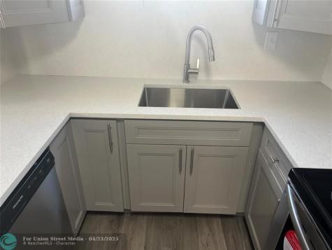 11410 NW 39th Street Coral Springs FL 33065