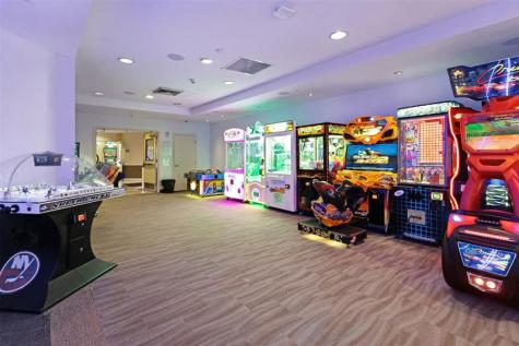 18001 Collins Avenue Sunny Isles Beach FL 33160