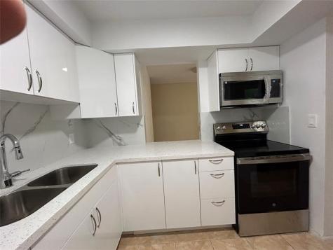 7625 SW 10th Street North Lauderdale FL 33068