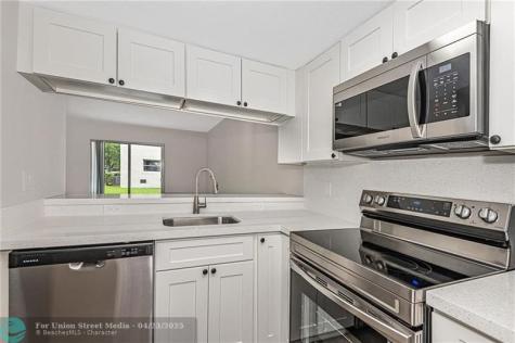 11500-11506 NW 43rd Court Coral Springs FL 33065