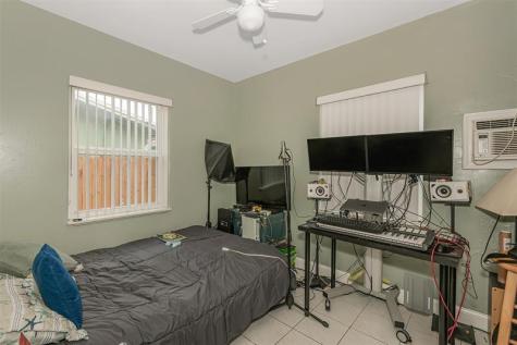 255 SW 15th Street Dania Beach FL 33004