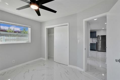 260 NE 41st Street Oakland Park FL 33334