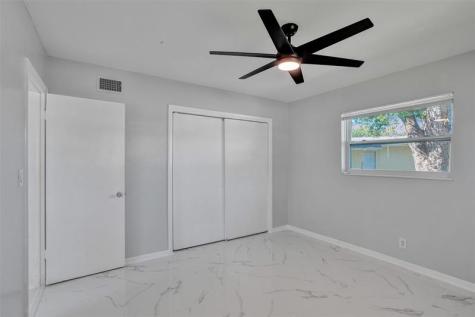 260 NE 41st Street Oakland Park FL 33334