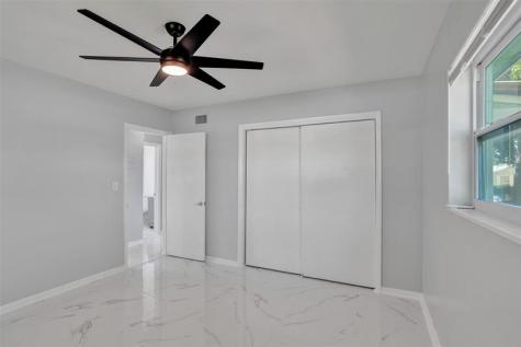 260 NE 41st Street Oakland Park FL 33334