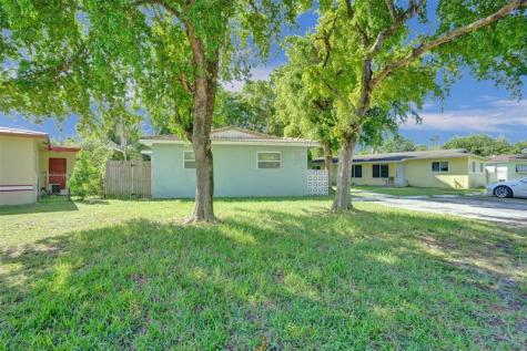 260 NE 41st Street Oakland Park FL 33334