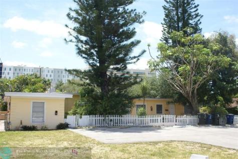 224 SE 9th Court Hallandale Beach FL 33009