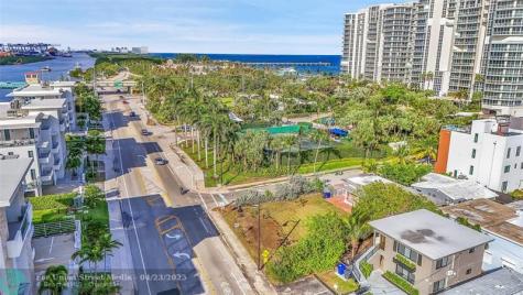 356 Balboa Street Hollywood FL 33019