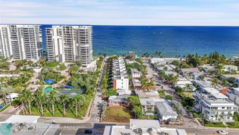 356 Balboa Street Hollywood FL 33019
