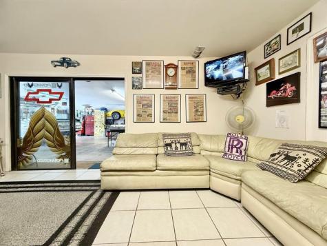 1213 W Broward Street Lantana FL 33462