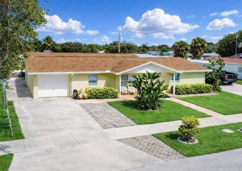 1213 W Broward Street Lantana FL 33462